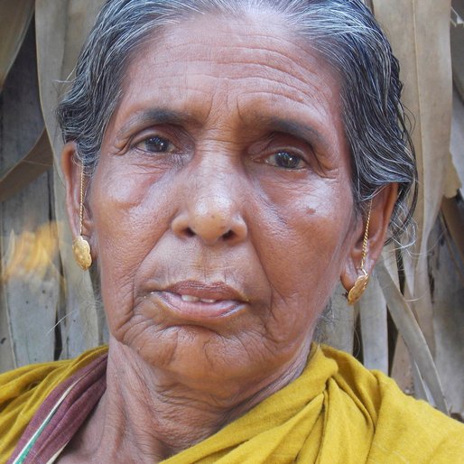 CHANPA RANA is a Homemaker from Patul, Khanakul I, Hooghly, West Bengal