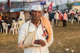 Jambhali farmer: Broken arm, unbroken spirit