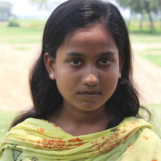Manjira Khatun is a Class 5 student from Rahigram, Khargram, Murshidabad, West Bengal