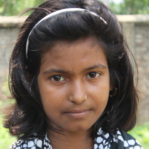 Khadija Yasmin is a Class 6 student from Rahigram, Khargram, Murshidabad, West Bengal