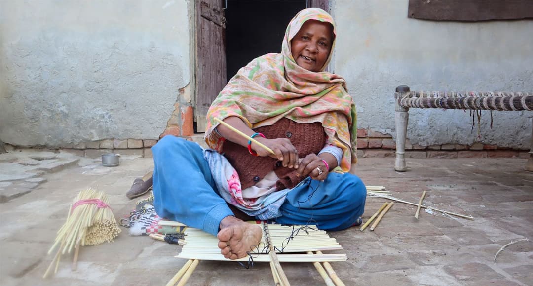 ‘இந்த வெயிலில் என்னால் கூடை விற்க முடியவில்லை’