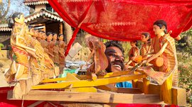 चादर बादनी: संताली उत्सव में कठपुतली का खेल