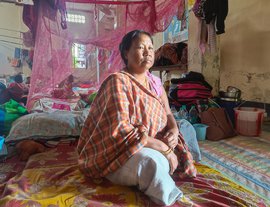 ମଣିପୁରରେ, ଖାଲି ପାଉଁଶ ଆଉ ଧୂଳି