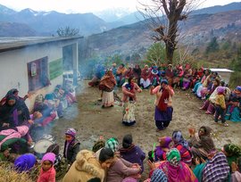 Melodies of Mahila Holi in Munsiari