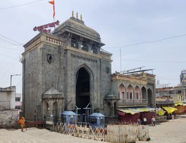 ভক্তির মাশুল গুনছে তুলজাপুর