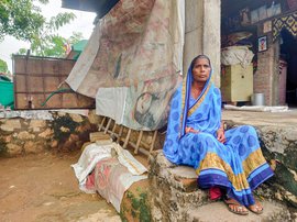 গুজরাট: ‘মদ সব্বাই খায়, প্রাণ যায় শুধু গরিবের’