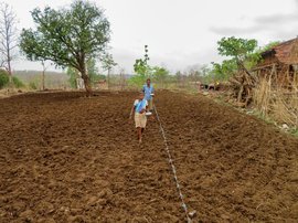 థానేలో వర్షం సోమరిగా తయారు అయింది