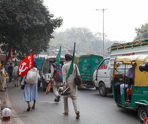 Marching from Majnu ka Tila to Ramlila