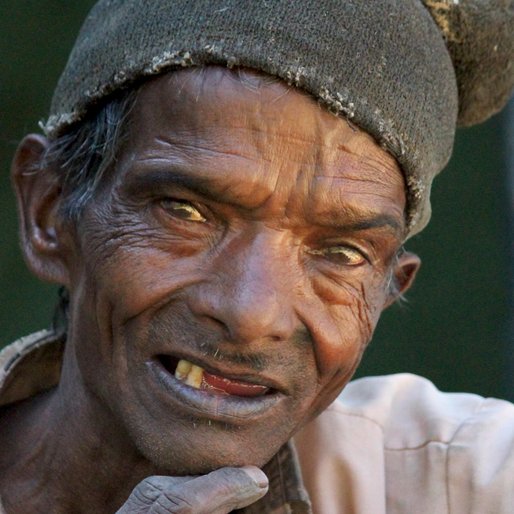 Devdutt is a Jute basket maker from Bhanaj, Ukhimath, Rudraprayag, Uttarakhand