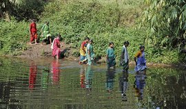 சூரிய ஒளி தகடுகளும் கொஞ்சம் ஒத்துழைப்பும்