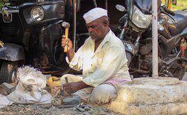 বলপ্পা ধোতৰেৰ শিলত কটা কাম