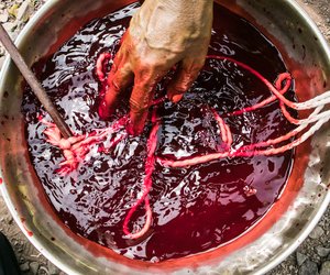 Only during some seasons, such as the annual Bendur or Pola festival (in June-August, dedicated to the bulls), the demand for coloured ropes goes up