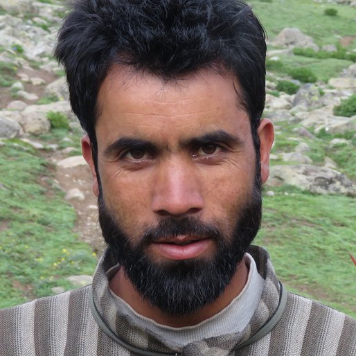 Aijaz Ahmed Khandi is a Owns four horses and uses them to supply goods from Damhal Hanji Pora, Damhal Hanji Pora, Kulgam, Jammu and Kashmir