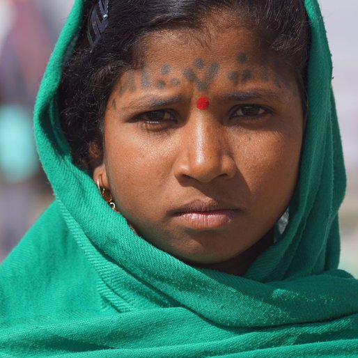 Rampyari Nigunia is a Student from Ranjra, Samnapur, Dindori, Madhya Pradesh