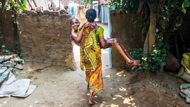 आयुष्यं उद्ध्वस्त करणाऱ्या खाणी आणि खनिजं