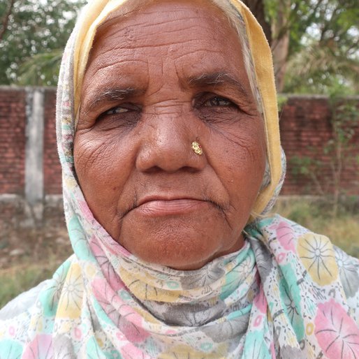 Rani is a MGNREGA worker from Bathlana, Mohali, SAS Nagar, Punjab