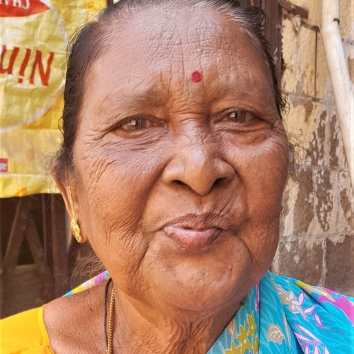 Prabhavati Naik is a Fish seller from Mahim (G-North Ward), Mumbai, Mumbai City, Maharashtra