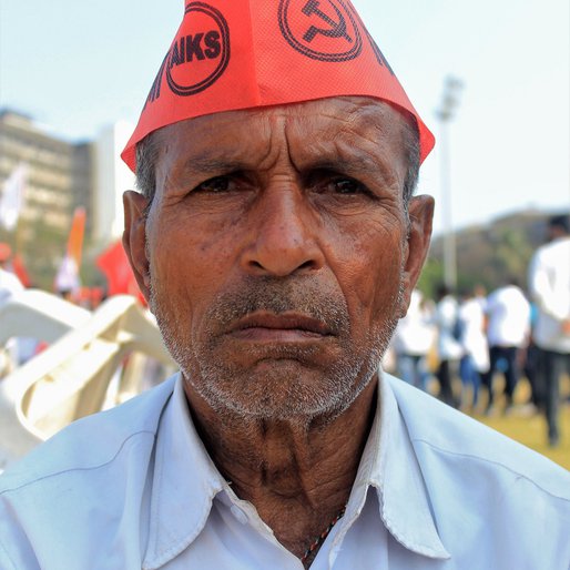 Raghunath Murlidhar Thormise is a Farmer (cultivates wheat, <em>chana</em> and <em>tur</em>) from Varkhede, Dindori, Nashik, Maharashtra