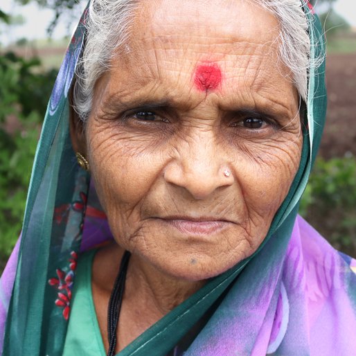 Sunita Chougule is a Farmer from Mauje Vadgaon, Hatkanangale, Kolhapur, Maharashtra