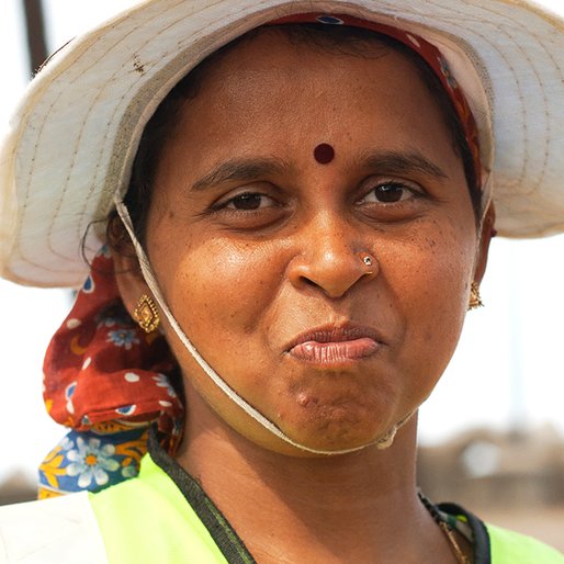 Vishaka Talkar is a Beach cleaner; works for the panchayat on a contract basis    from Paliem, Pernem, North Goa, Goa