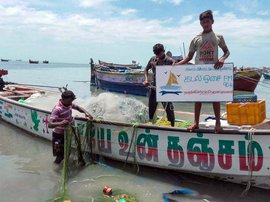 ഇന്ന് ഞങ്ങൾ ആ മീനുകളെ ഡിസ്‌കവറി ചാനലിൽ തിരയുകയാണ്