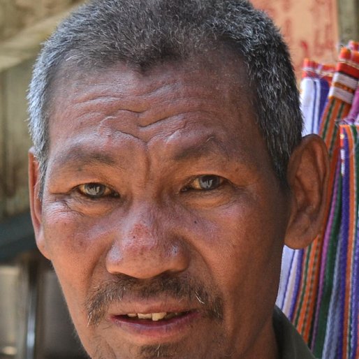 JUMSA TOTO is a Labourer from Totopara, Madarihat-Birpara, Alipurduar, West Bengal